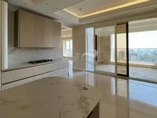 خرید و فروش خریدوفروش اپارتمان 296متری 