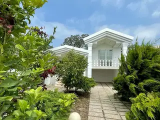ویلا باغ سرسبز زیبااا