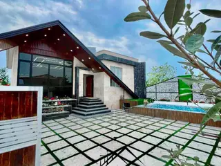 ویلا طرح انگلیسی زیرقیمت 