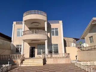 ویلا نقدوتهاتردرمحیط امن‌ وبکر گیلاونددماوند(مالک)