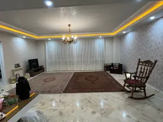 گیشا 103 متر 10 ساله فول امکانات بهترین فرعی فرد