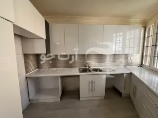 150 متر نیاوران