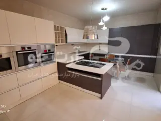 شهرک غرب . ویلایی . 270متر . 3خواب