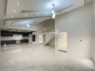 ویلا استخردار