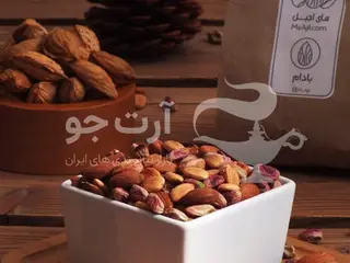 مغز پسته و بادام