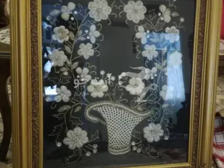 قاب بزرگ سرمه دوزی 68