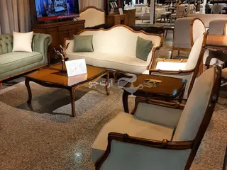 مبل کویین گرد فرانسوی/ بازار مبل اراک